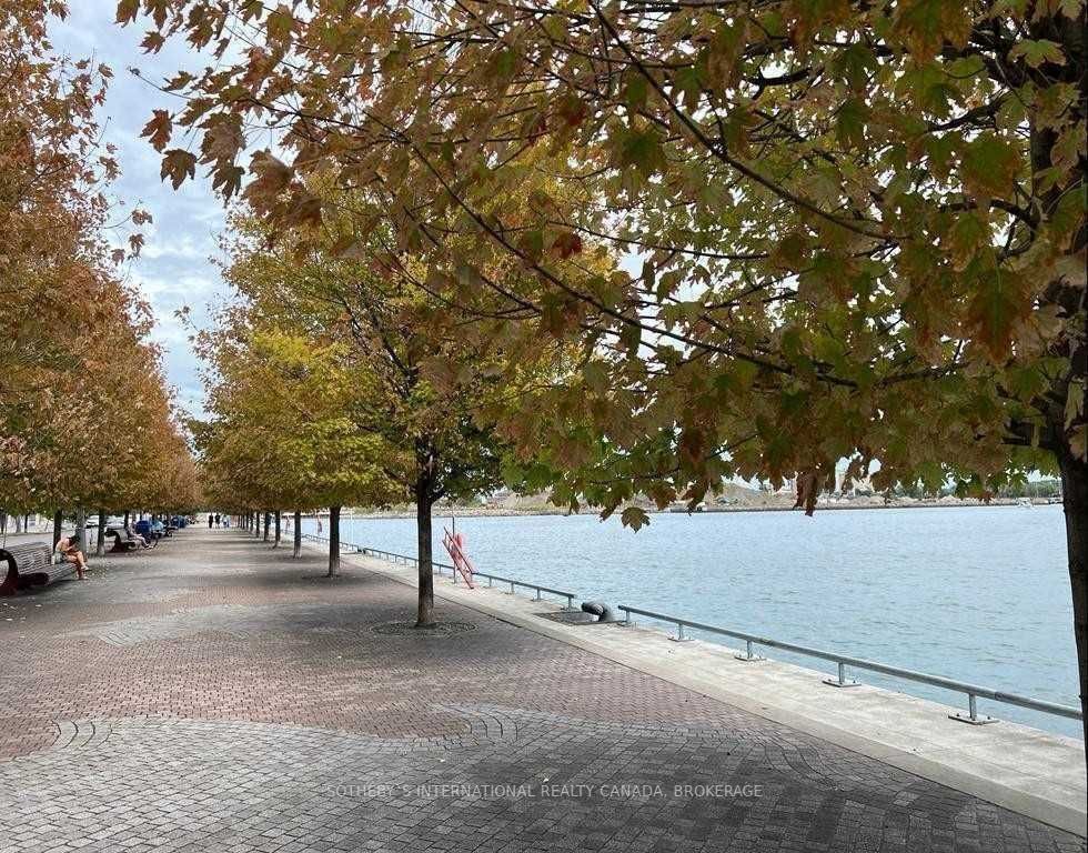Listing C5867297 - Large Photo # 38