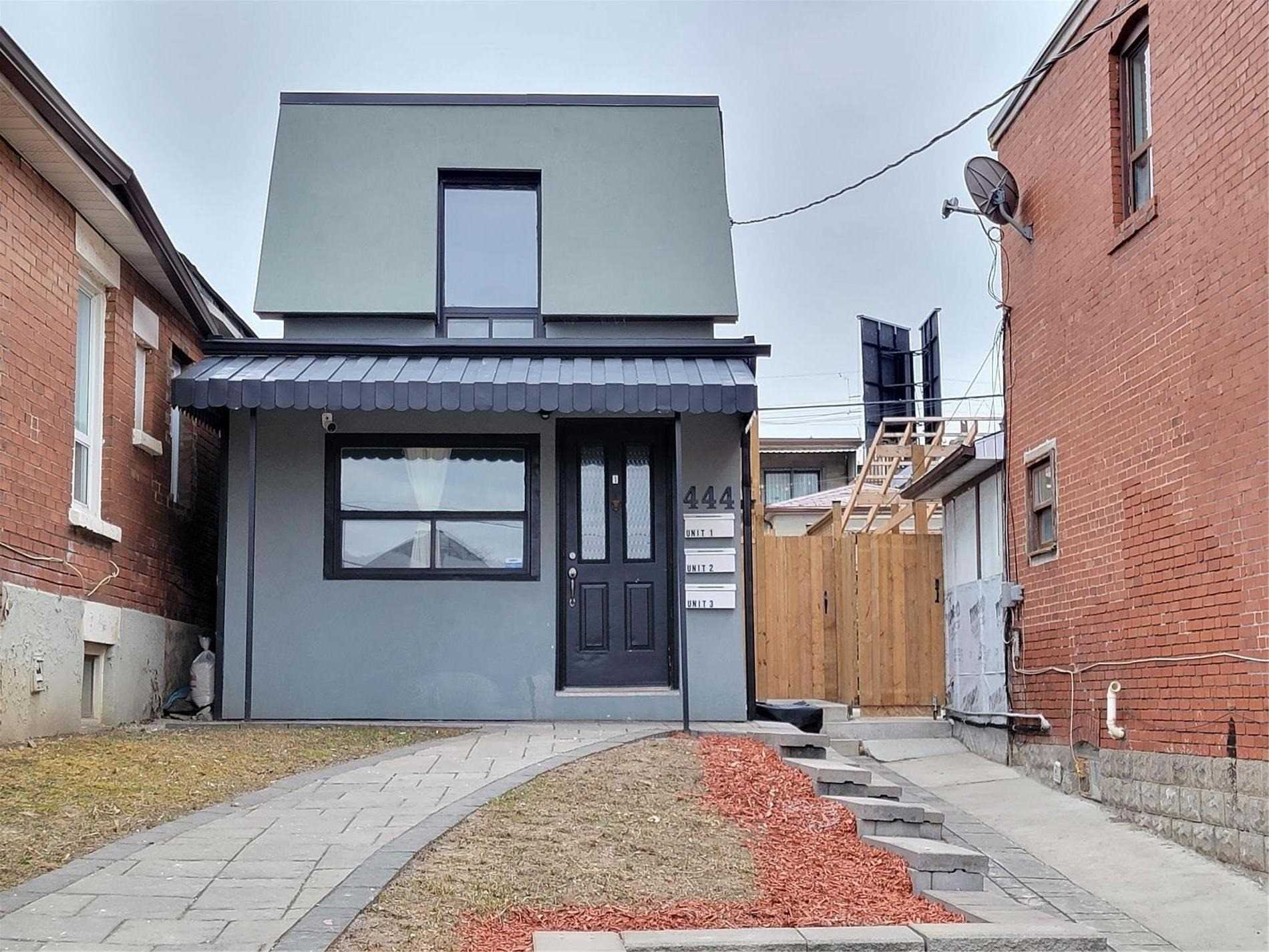 444 Westmount Ave
