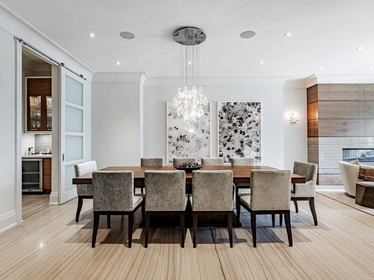 15 Vesta Dr