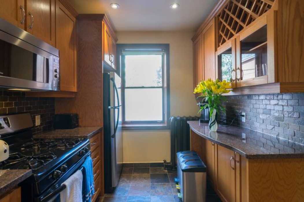 510 Jarvis Street, #4