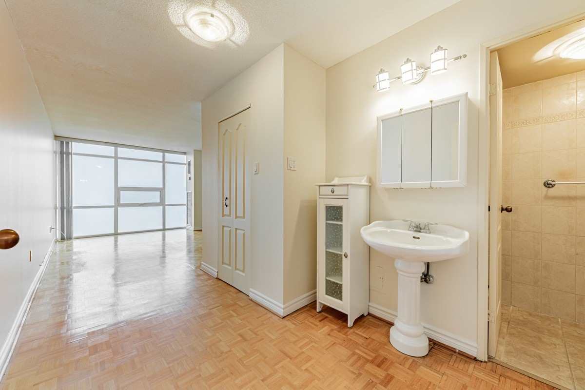 3303 Don Mills Road, #1205