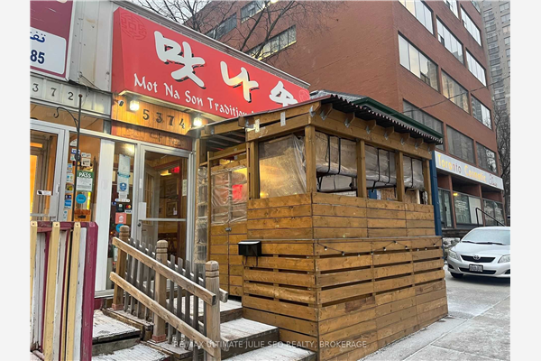 5374 Yonge St, Toronto