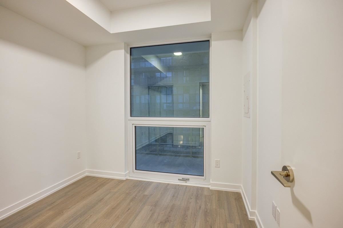 39 Roehampton Avenue, #606