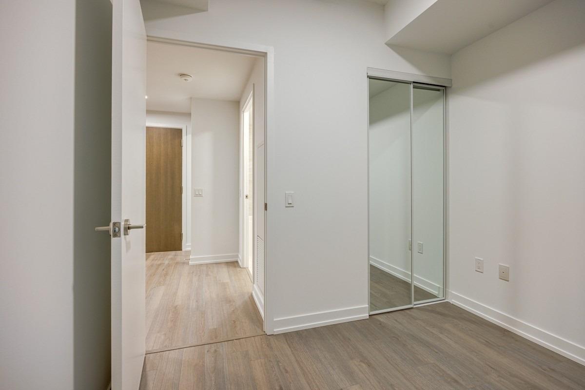 39 Roehampton Avenue, #606