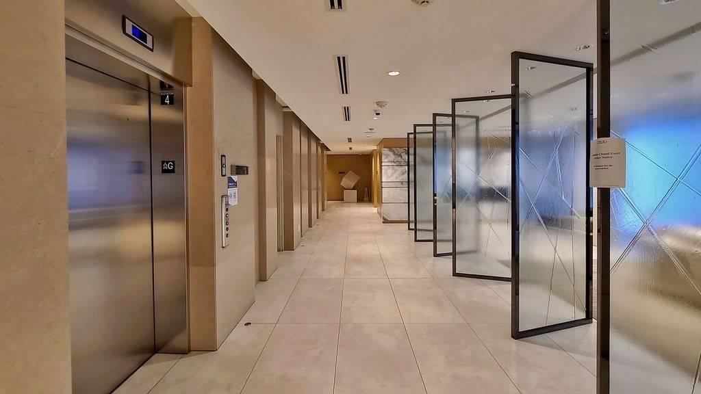 120 Harrison Garden Boulevard, #1008