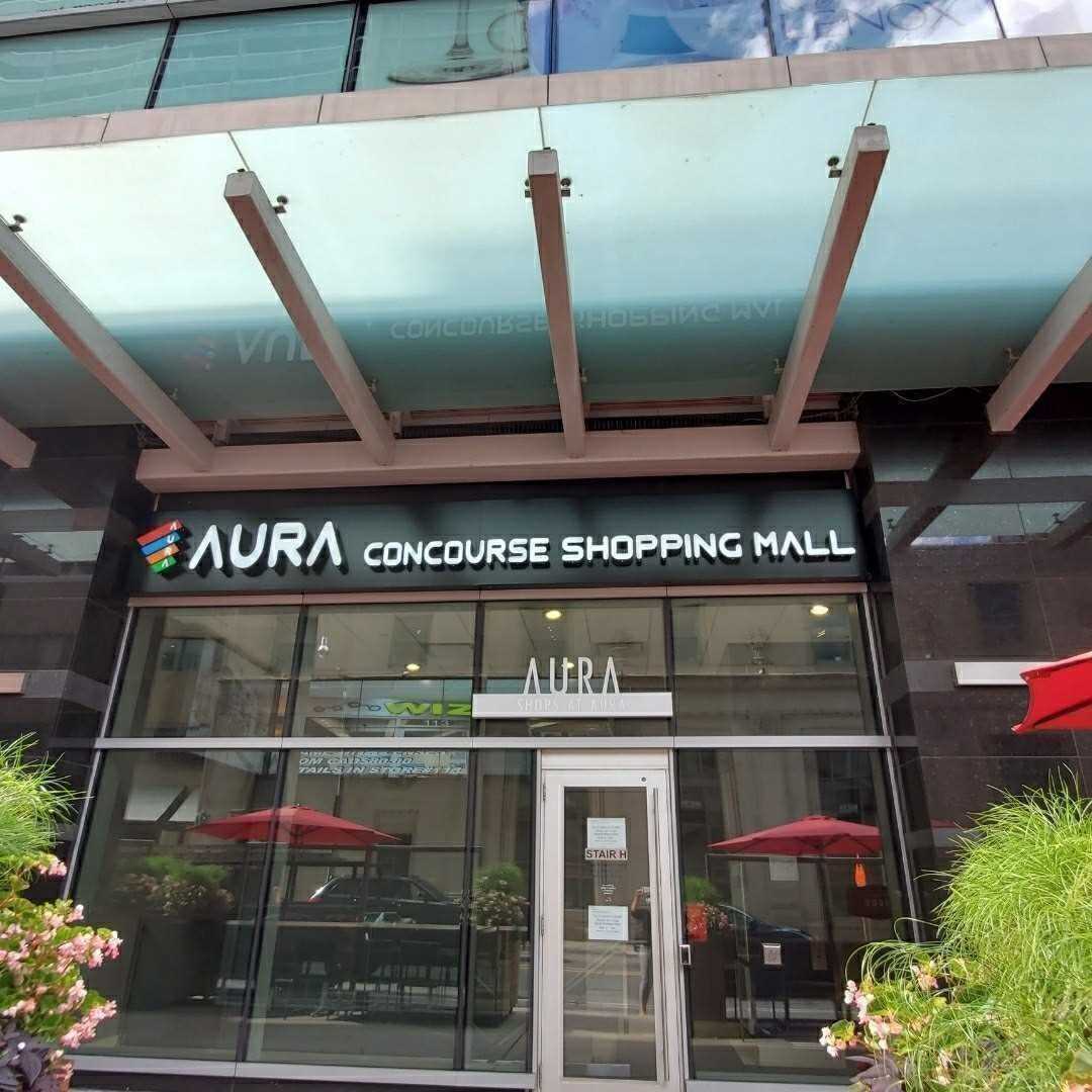 384 Yonge St, #49