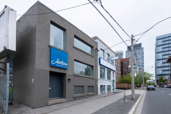 132 Jarvis St, Toronto