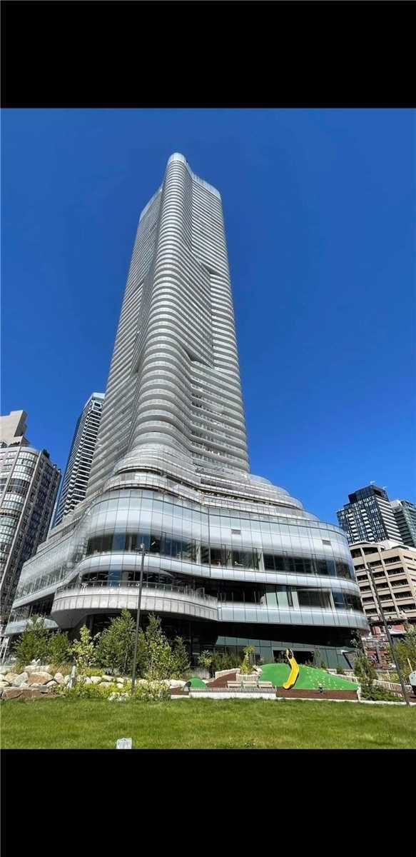11 Wellesley St W, #3010
