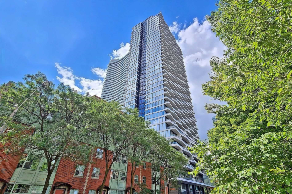 85 Wood St, Toronto