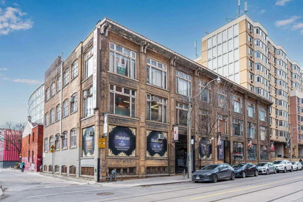 10-14 Mccaul St, Toronto
