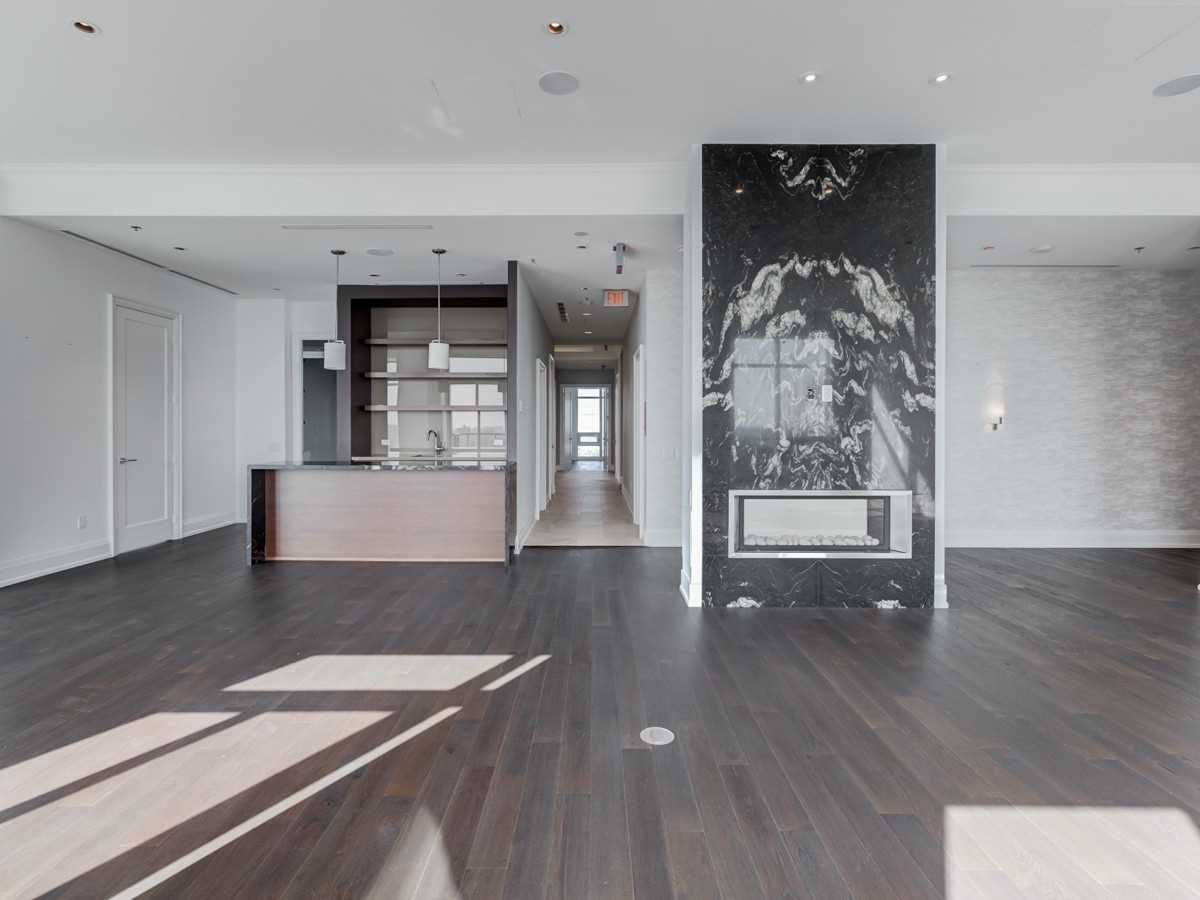 320 Tweedsmuir Avenue, #Ph1