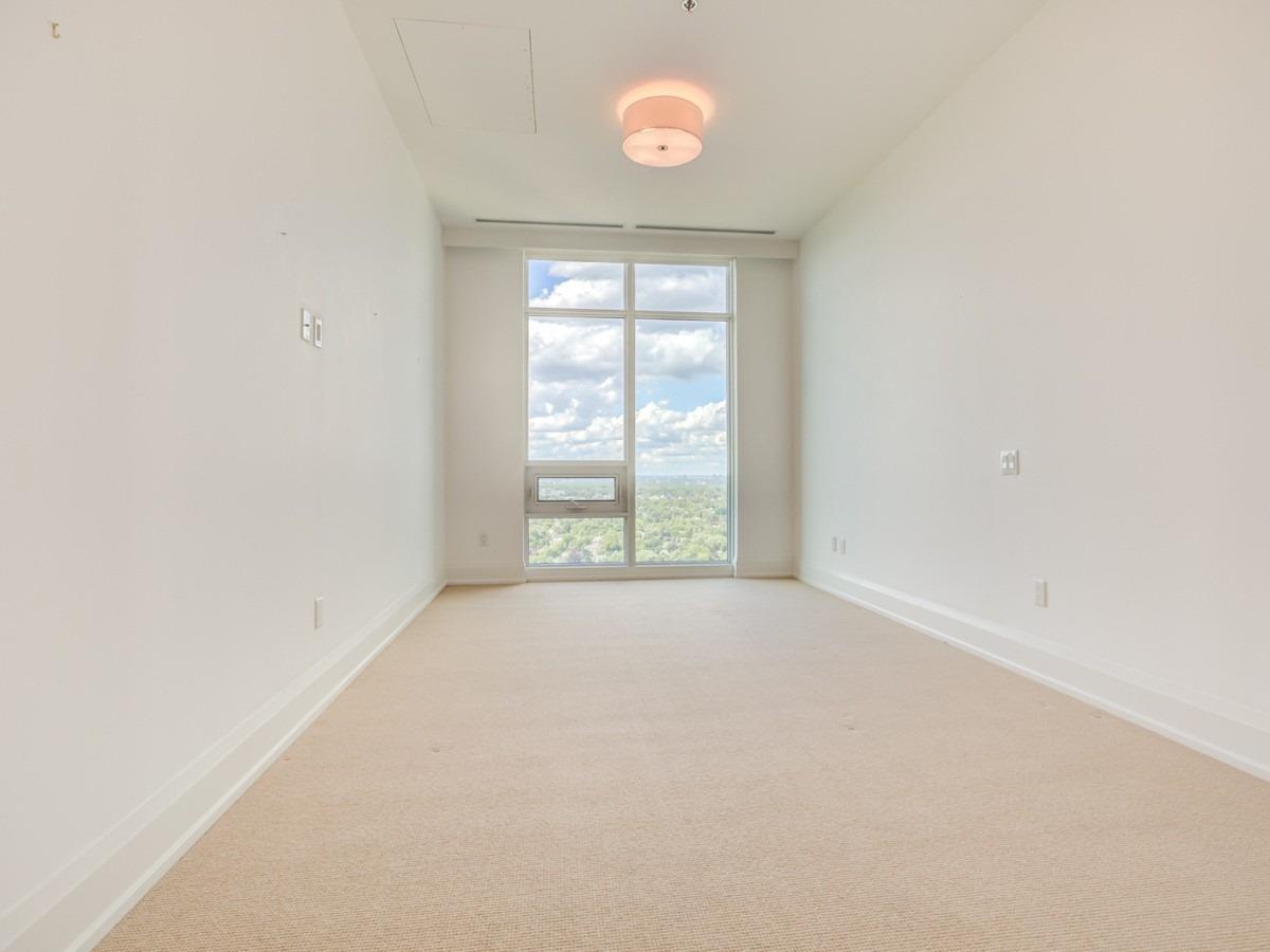 320 Tweedsmuir Avenue, #Ph1
