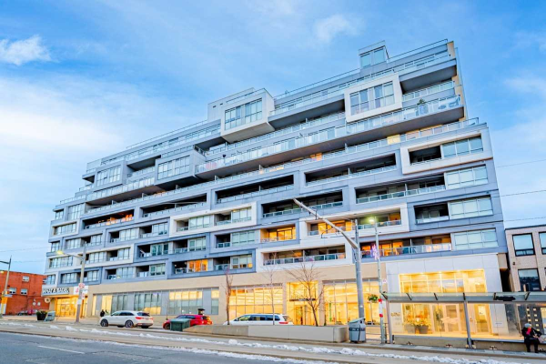 835 St Clair Ave W, Toronto