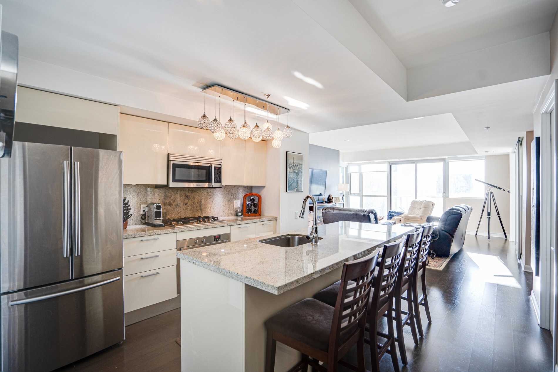 375 King St W, #2603