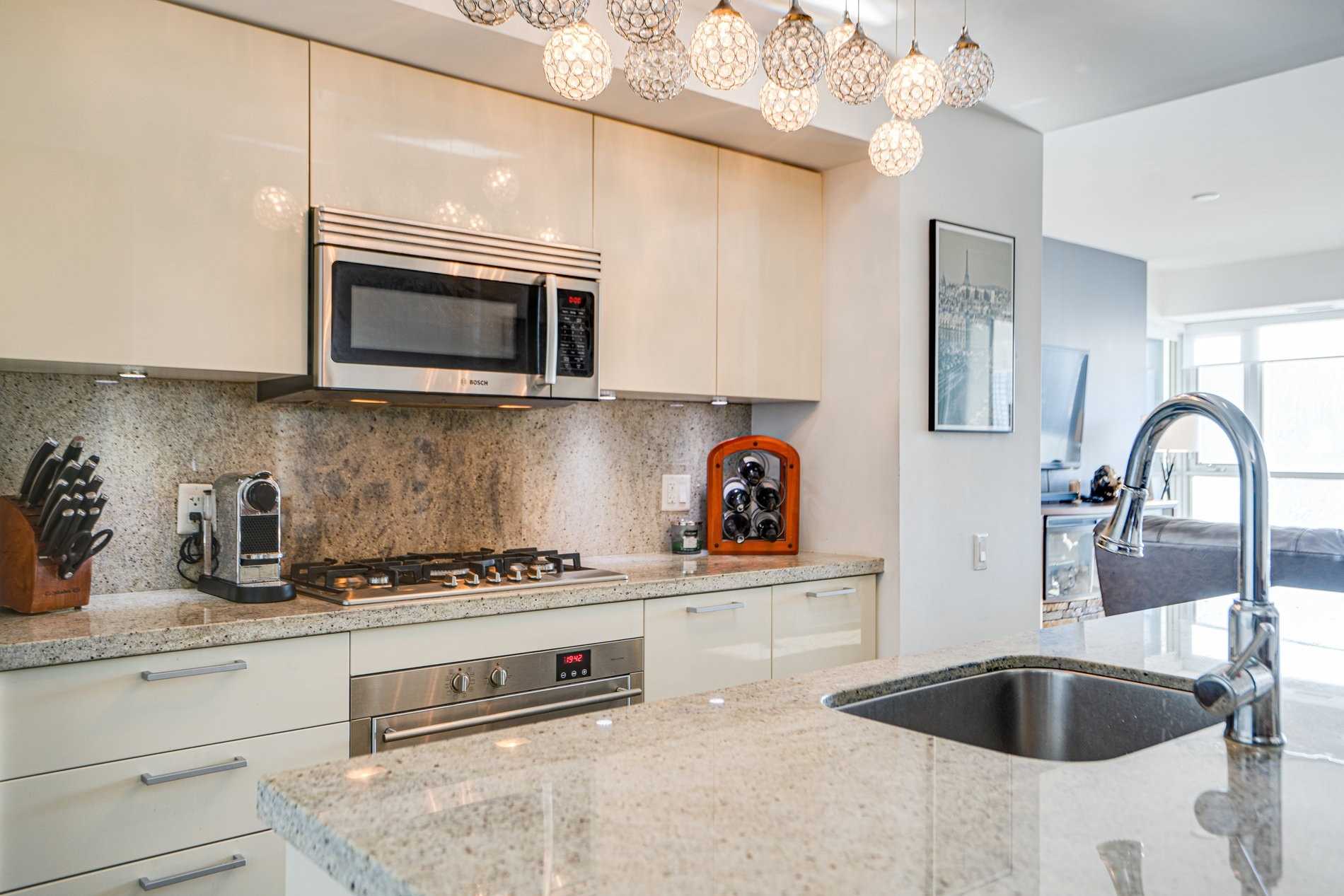 375 King St W, #2603