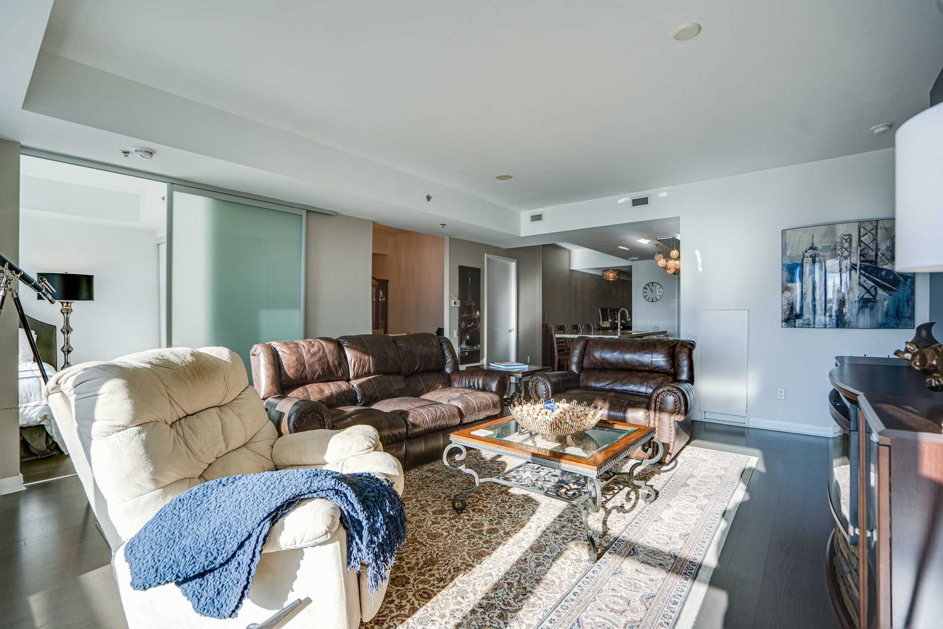375 King St W, #2603