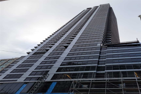 395 Bloor St E, Toronto