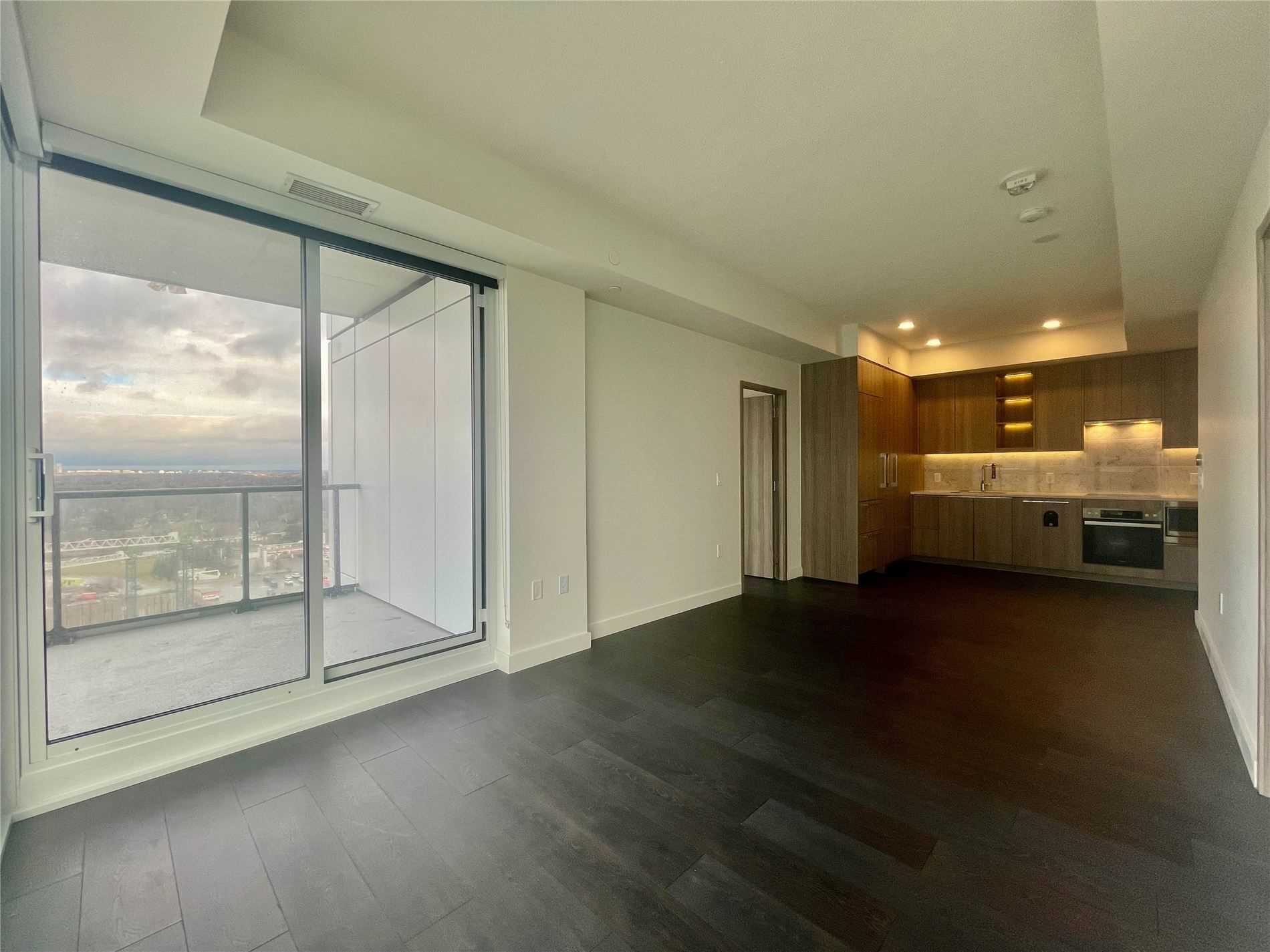 85 Mcmahon Dr, #1809