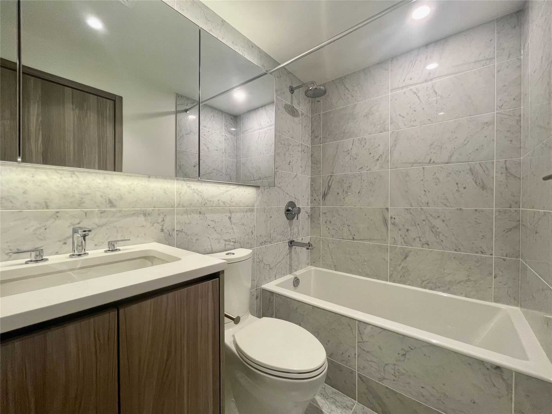 85 Mcmahon Dr, #1809