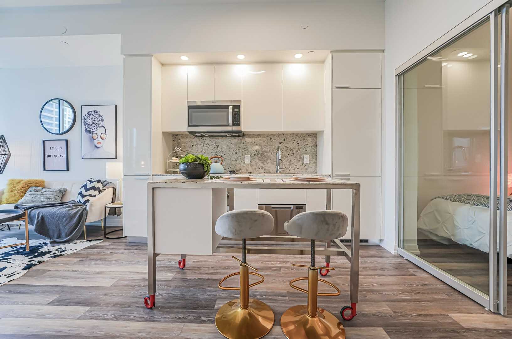 75 Canterbury Pl, #1817