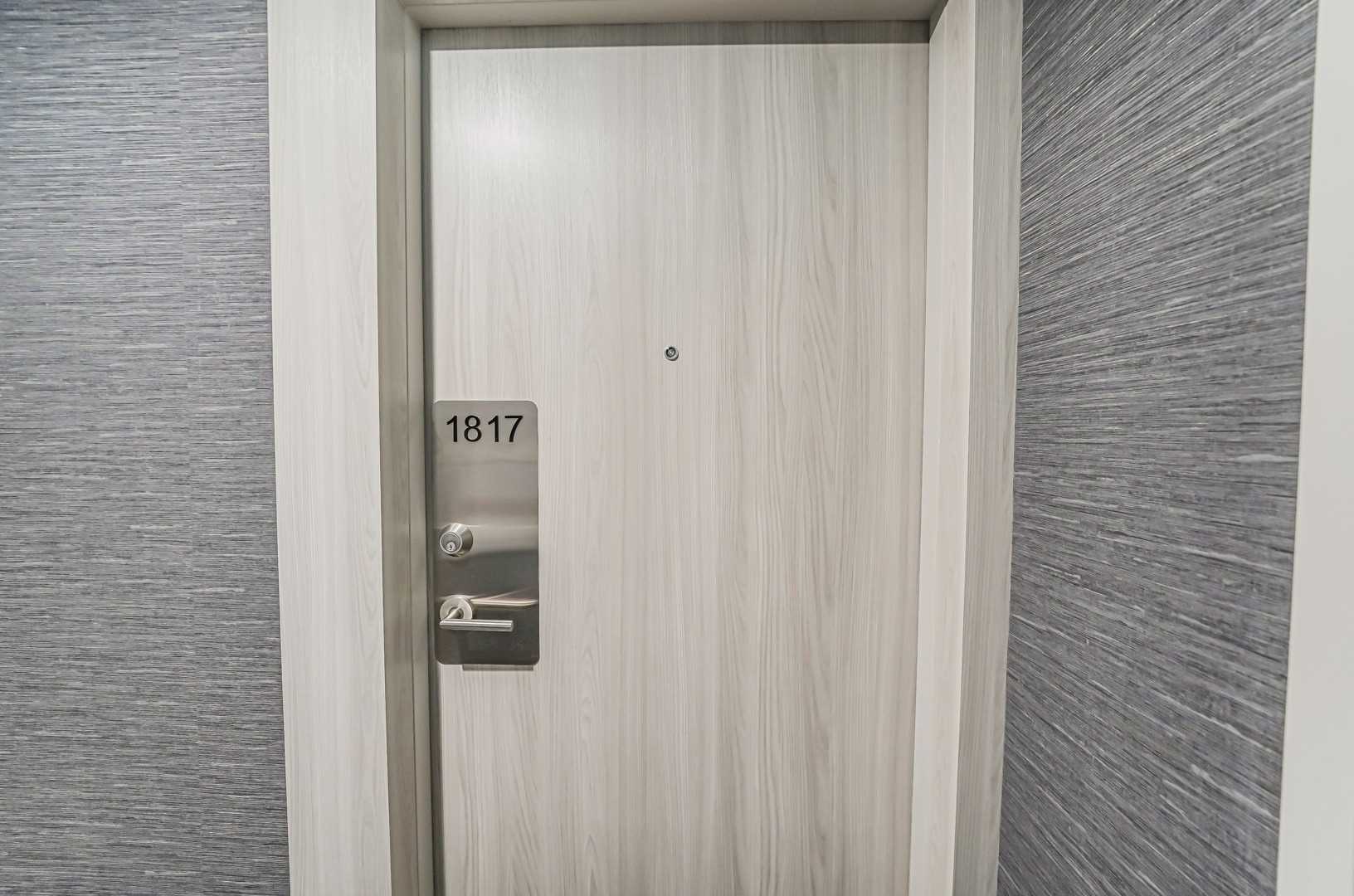 75 Canterbury Pl, #1817