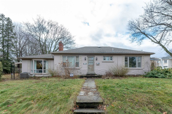 230 Lord Seaton Rd, Toronto