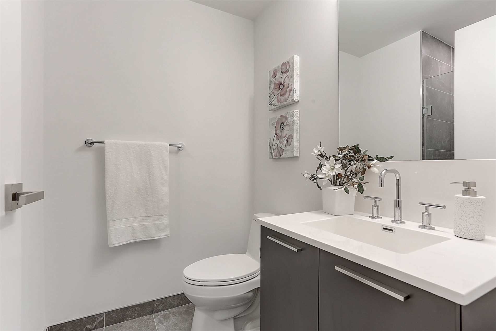 Listing C5875295 - Large Photo # 13