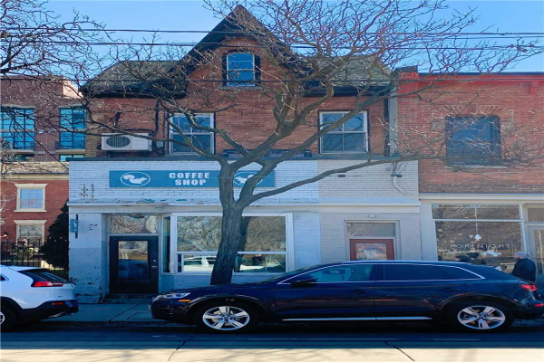 907 Queen St W, Toronto