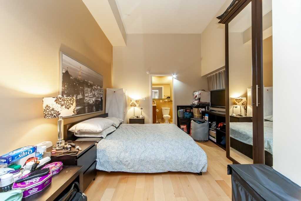Listing C5875726 - Large Photo # 15