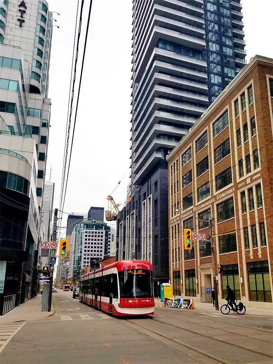 125 Blue Jays Way #5301