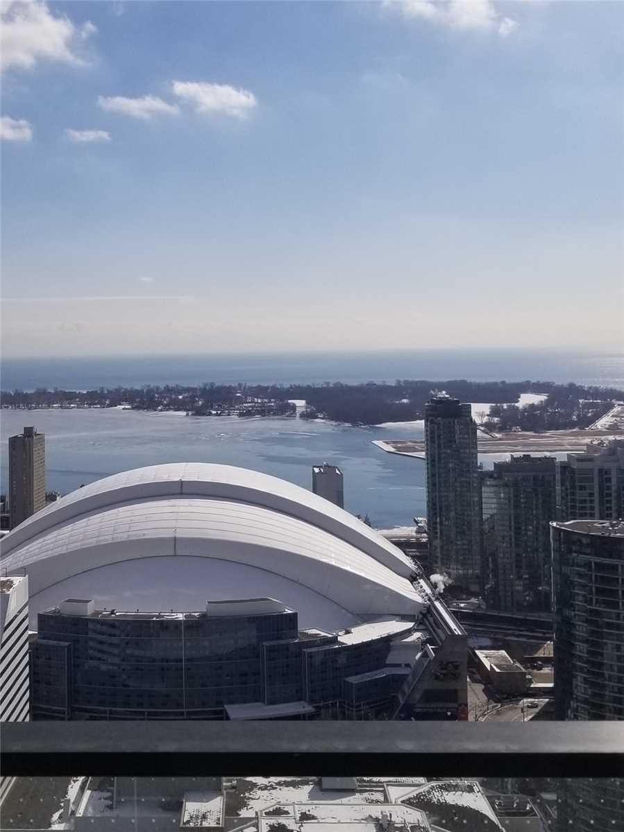 125 Blue Jays Way #5301