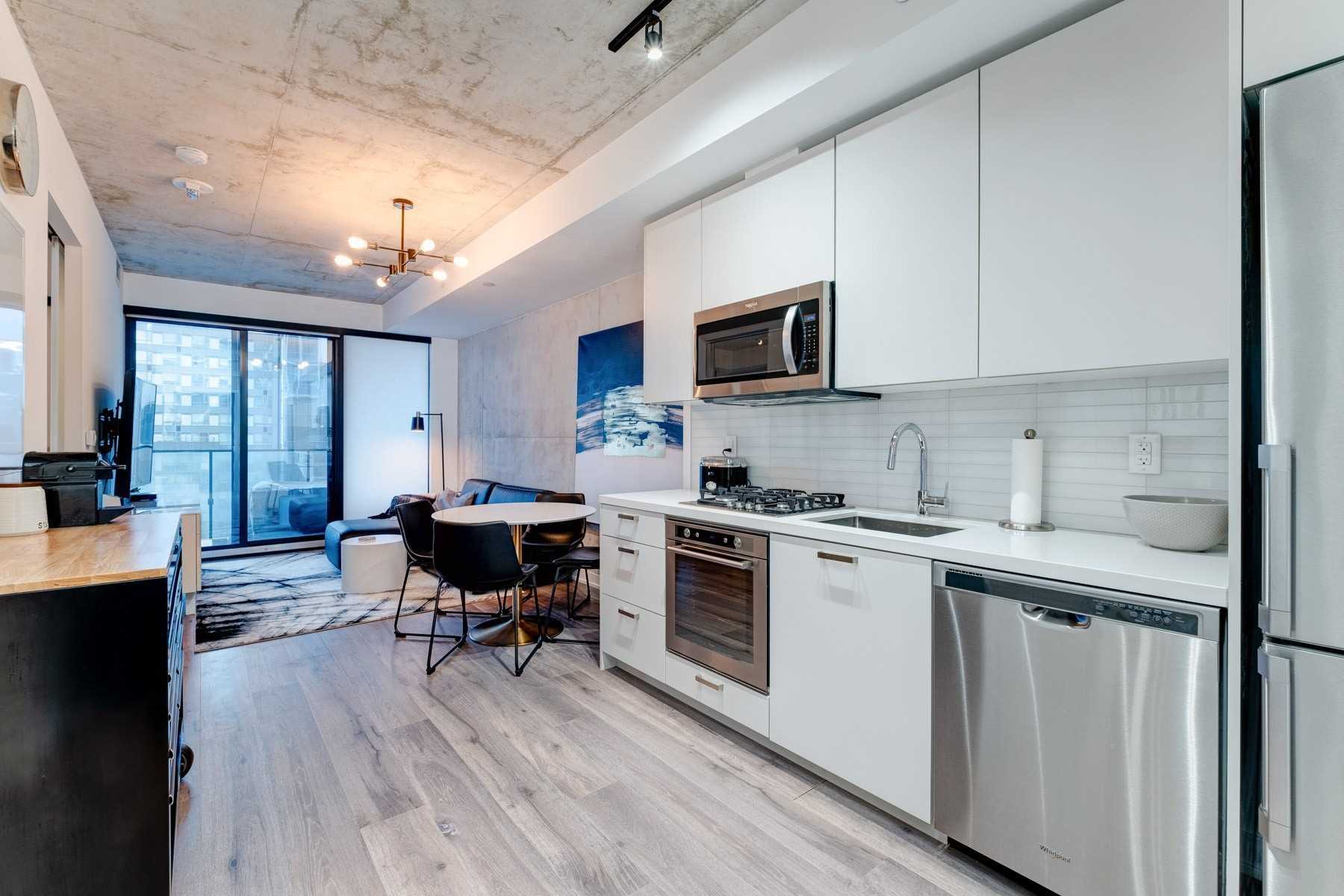 55 Ontario Street #607