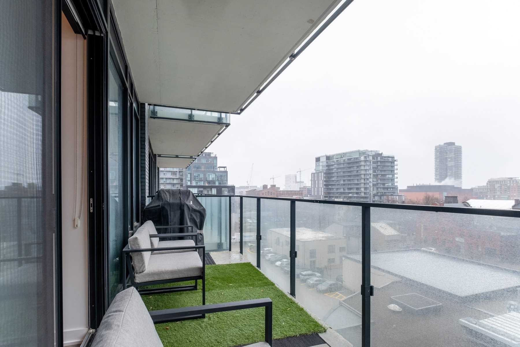 55 Ontario Street #607
