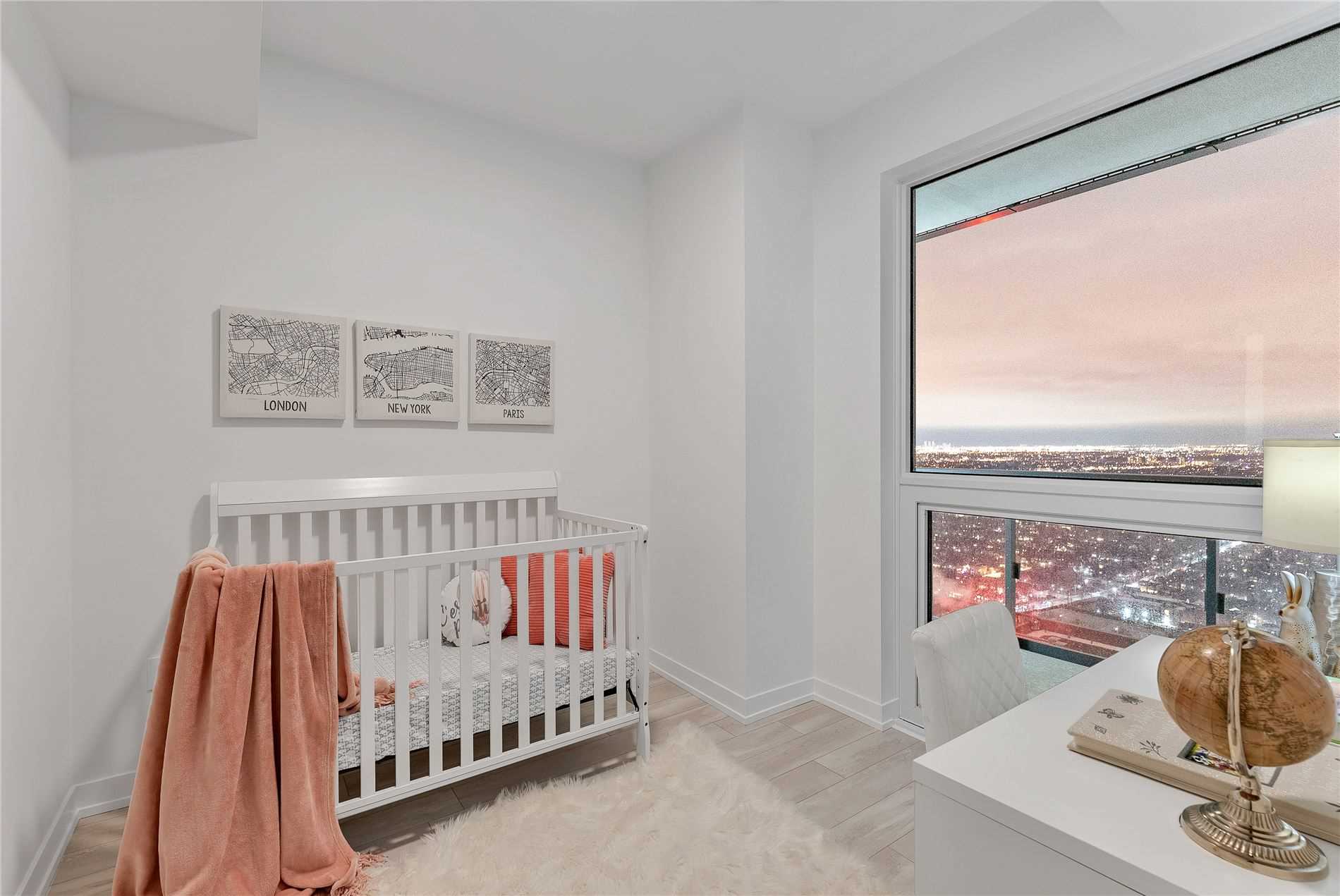 39 Roehampton Ave, #4109