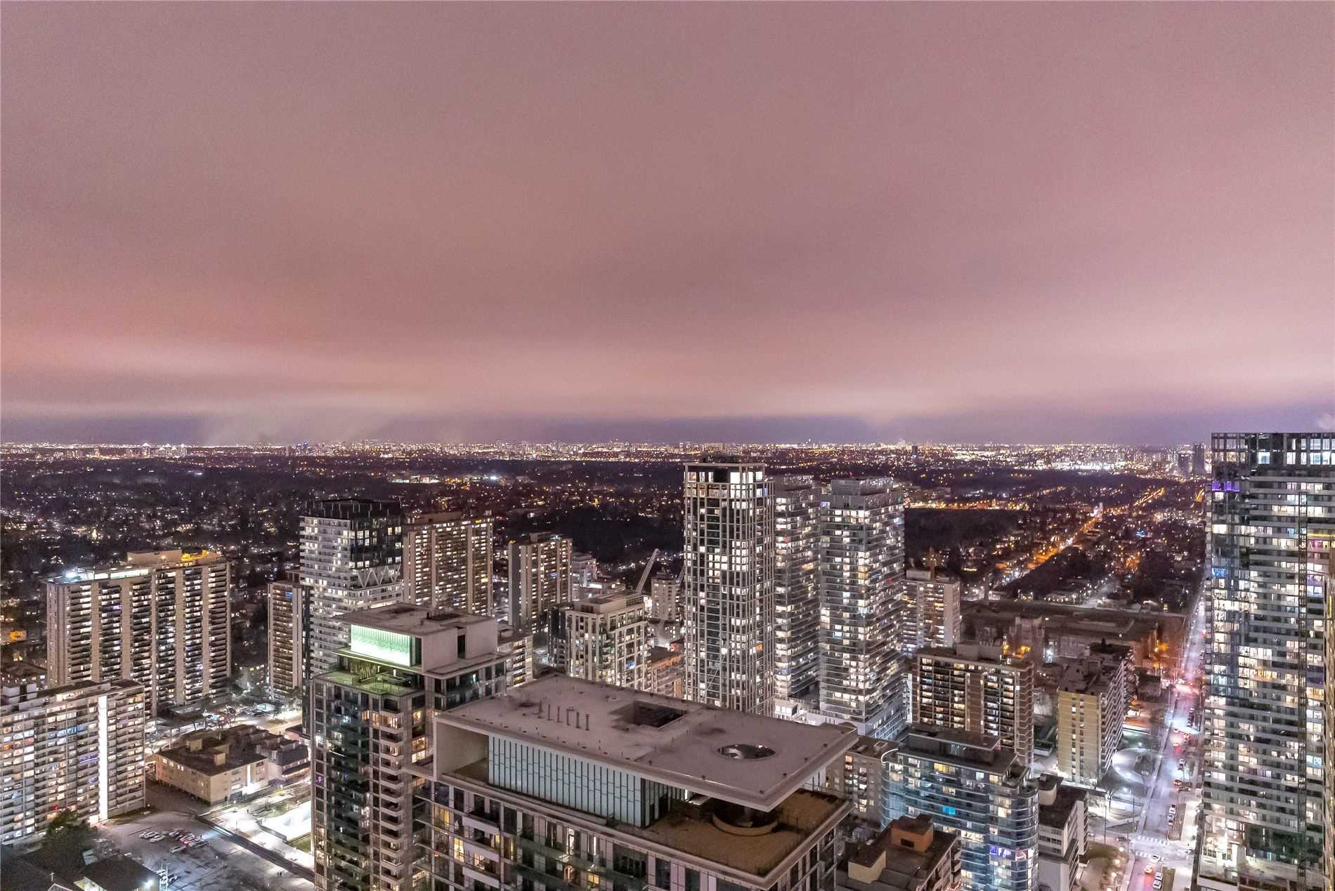 39 Roehampton Ave, #4109