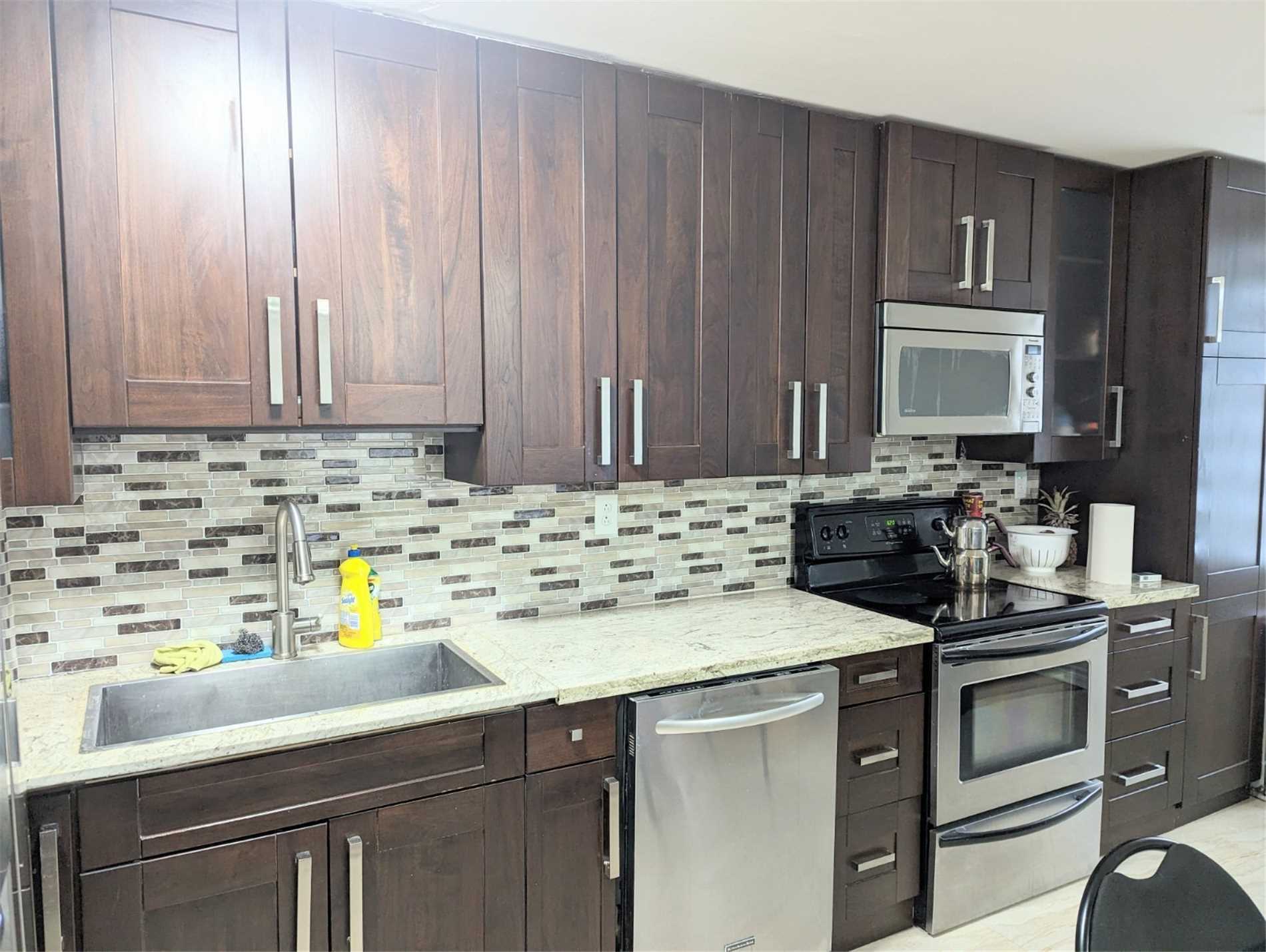 53 Neptune Dr, #106