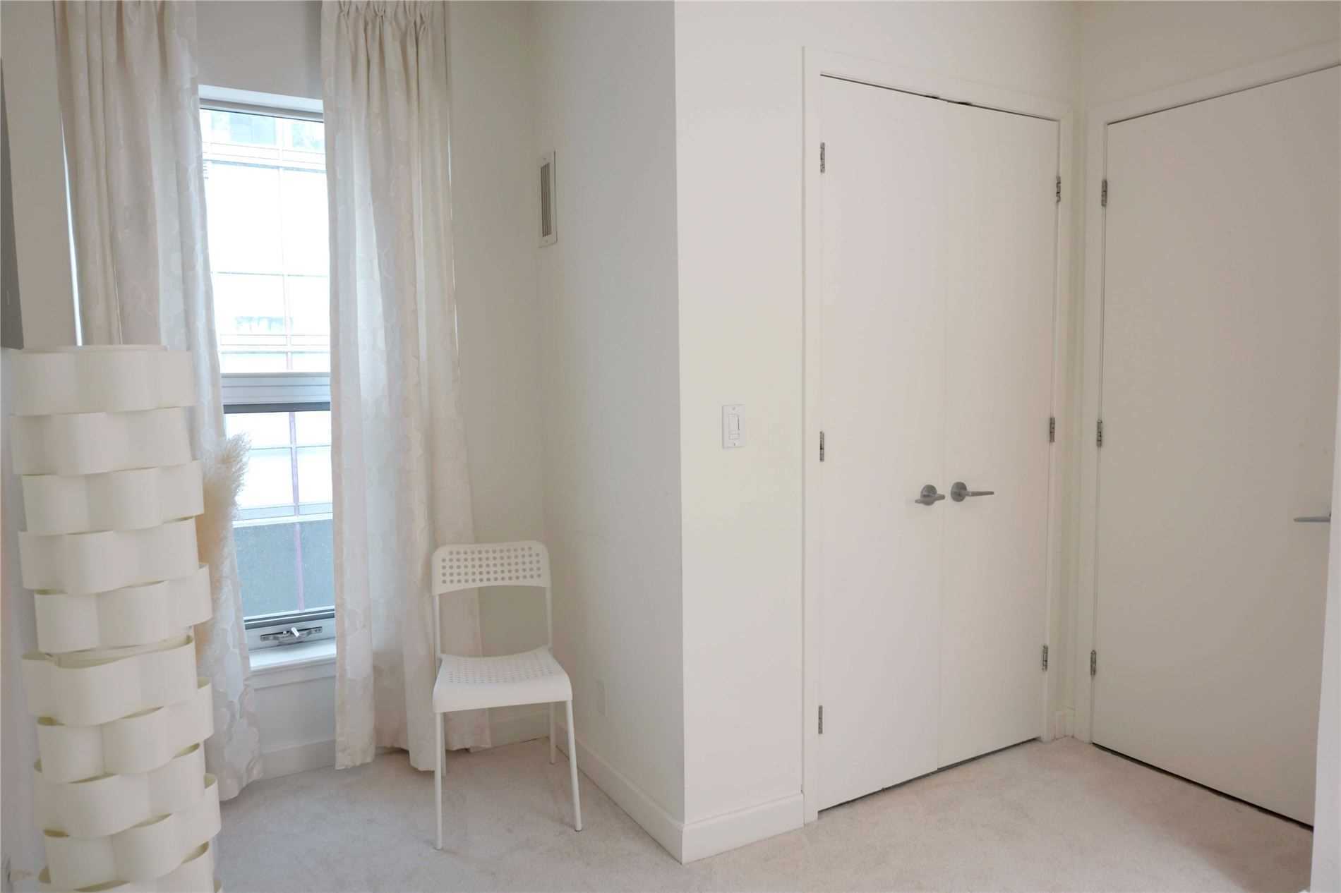 36 Blue Jays Way, #Lph1305