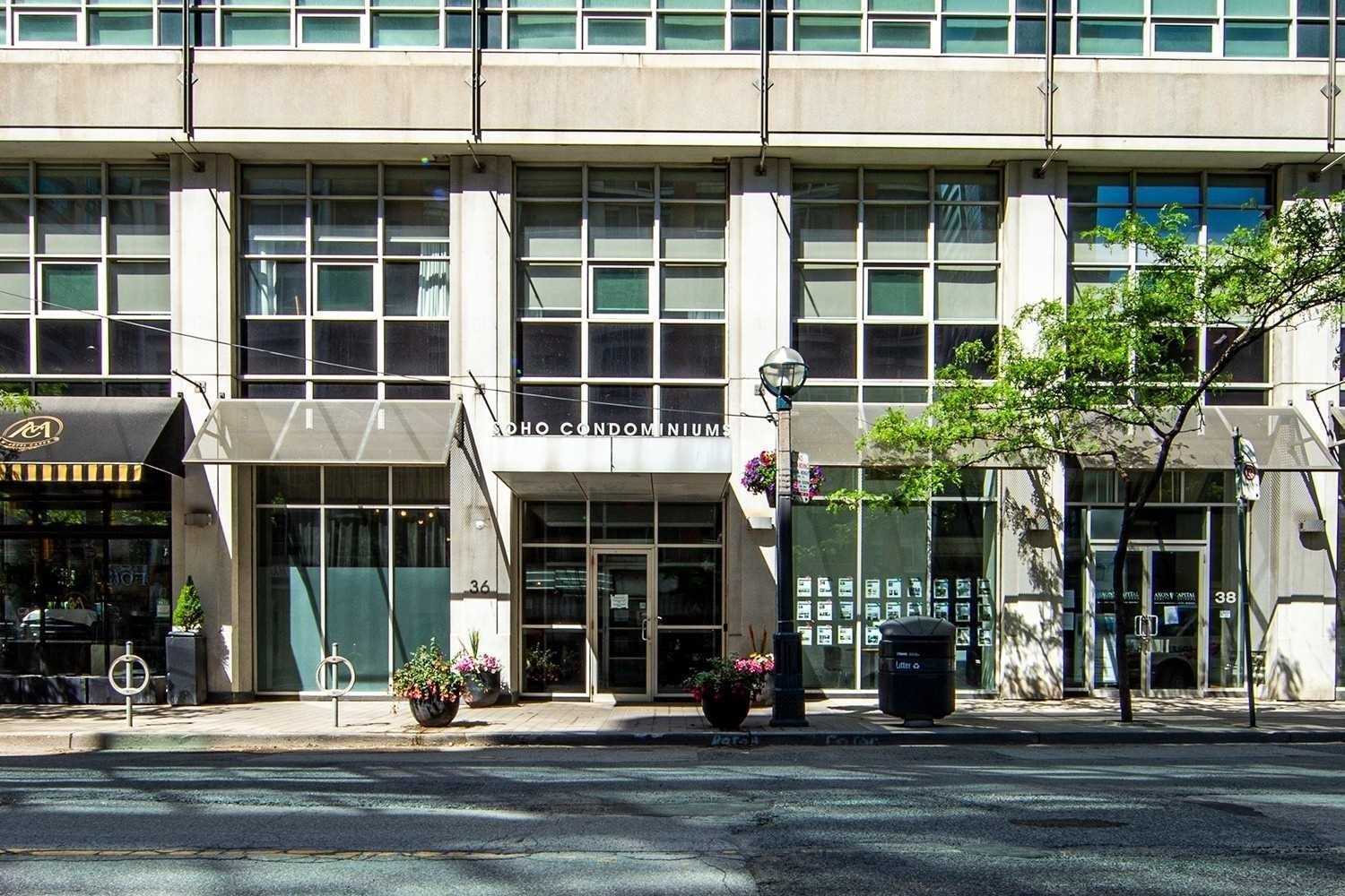 36 Blue Jays Way, #Lph1305