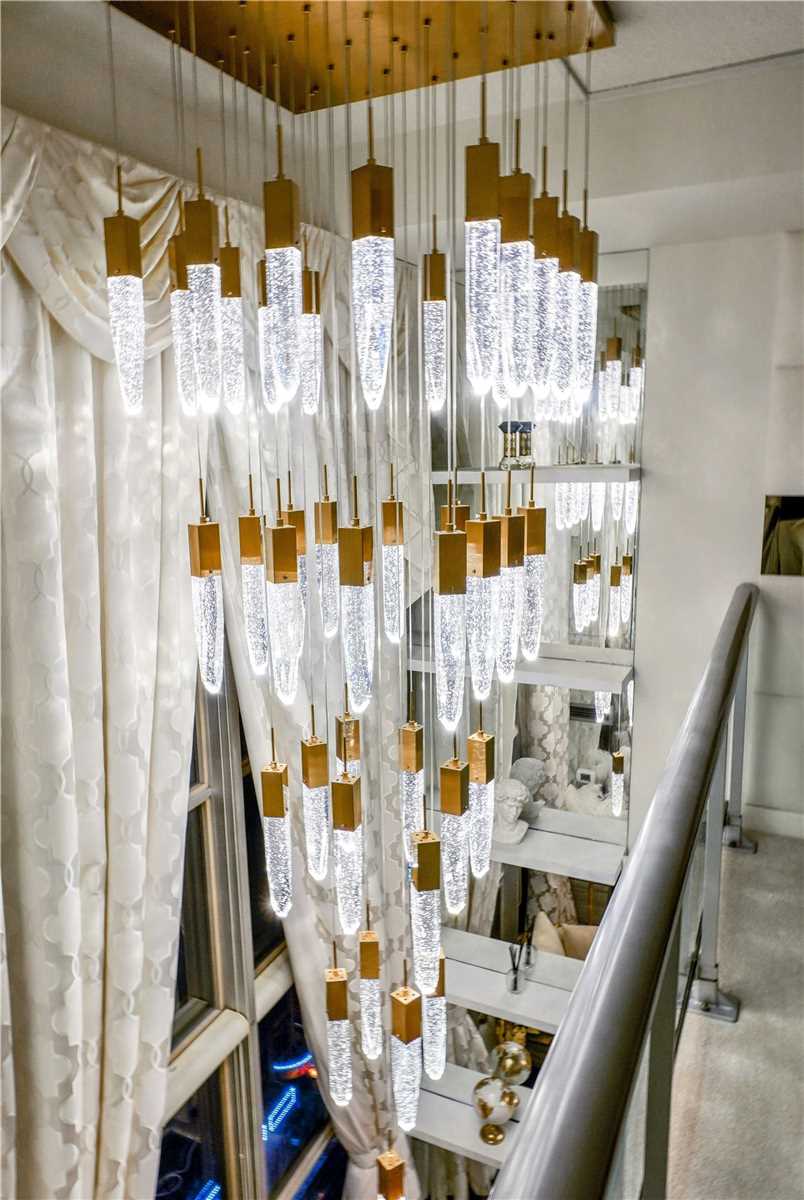 36 Blue Jays Way, #Lph1305