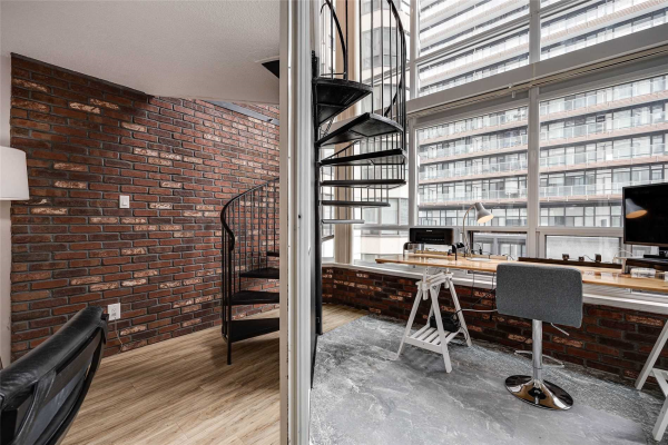 25 Maitland St, Toronto