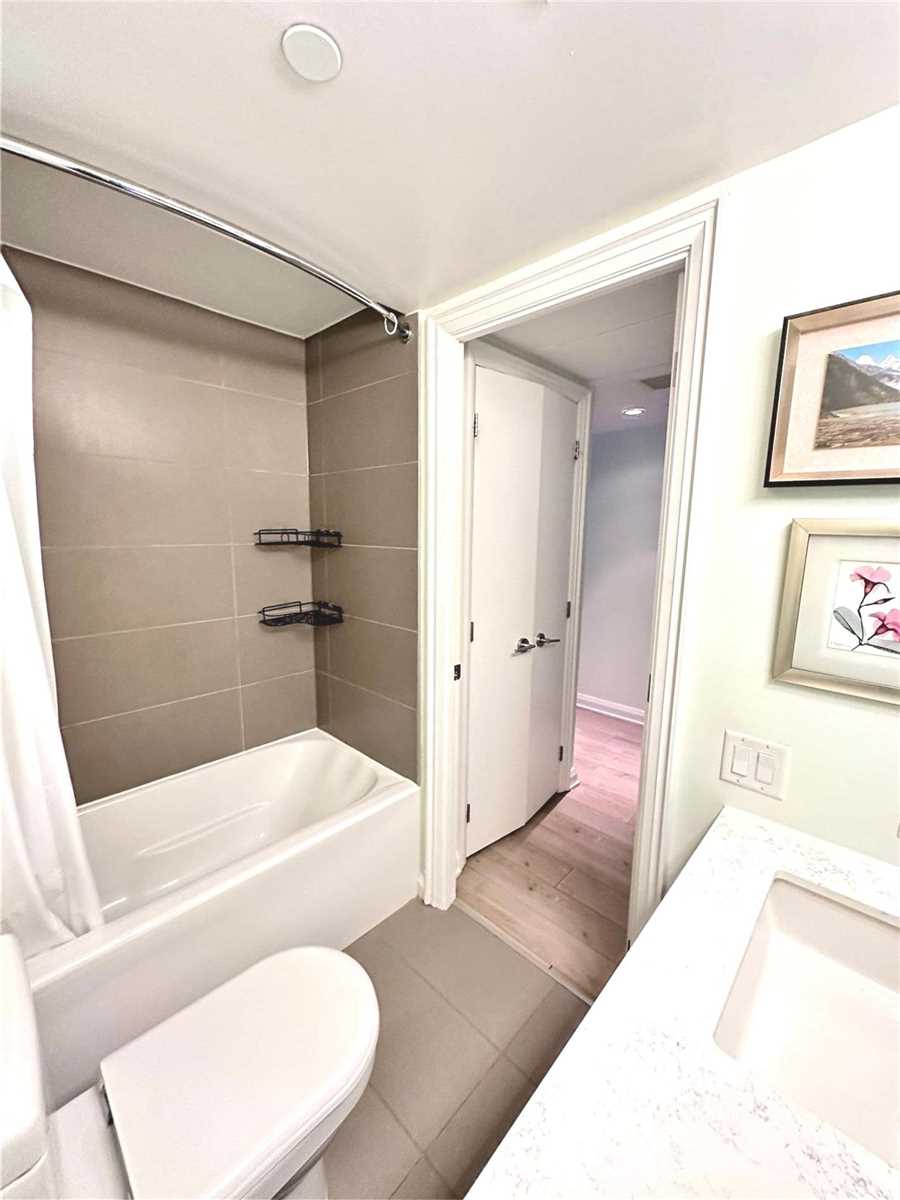 155 Yorkville Ave, #2315