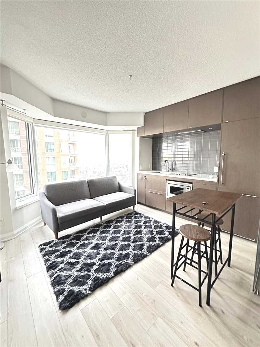 155 Yorkville Ave, #2315