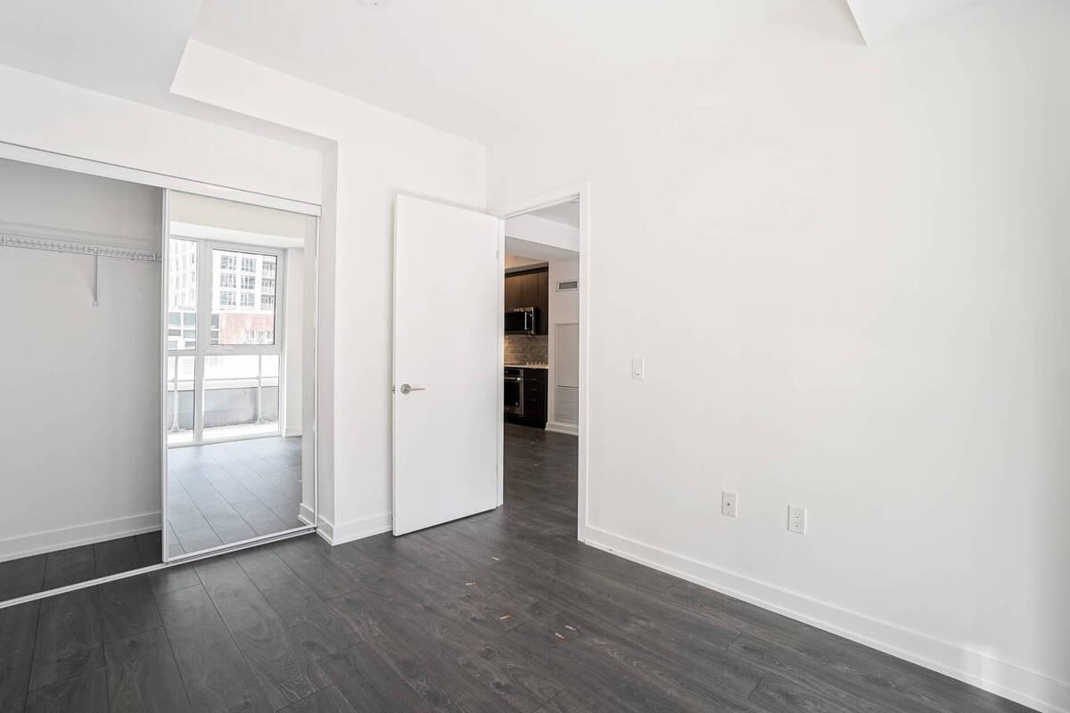 Listing C5879740 - Large Photo # 20