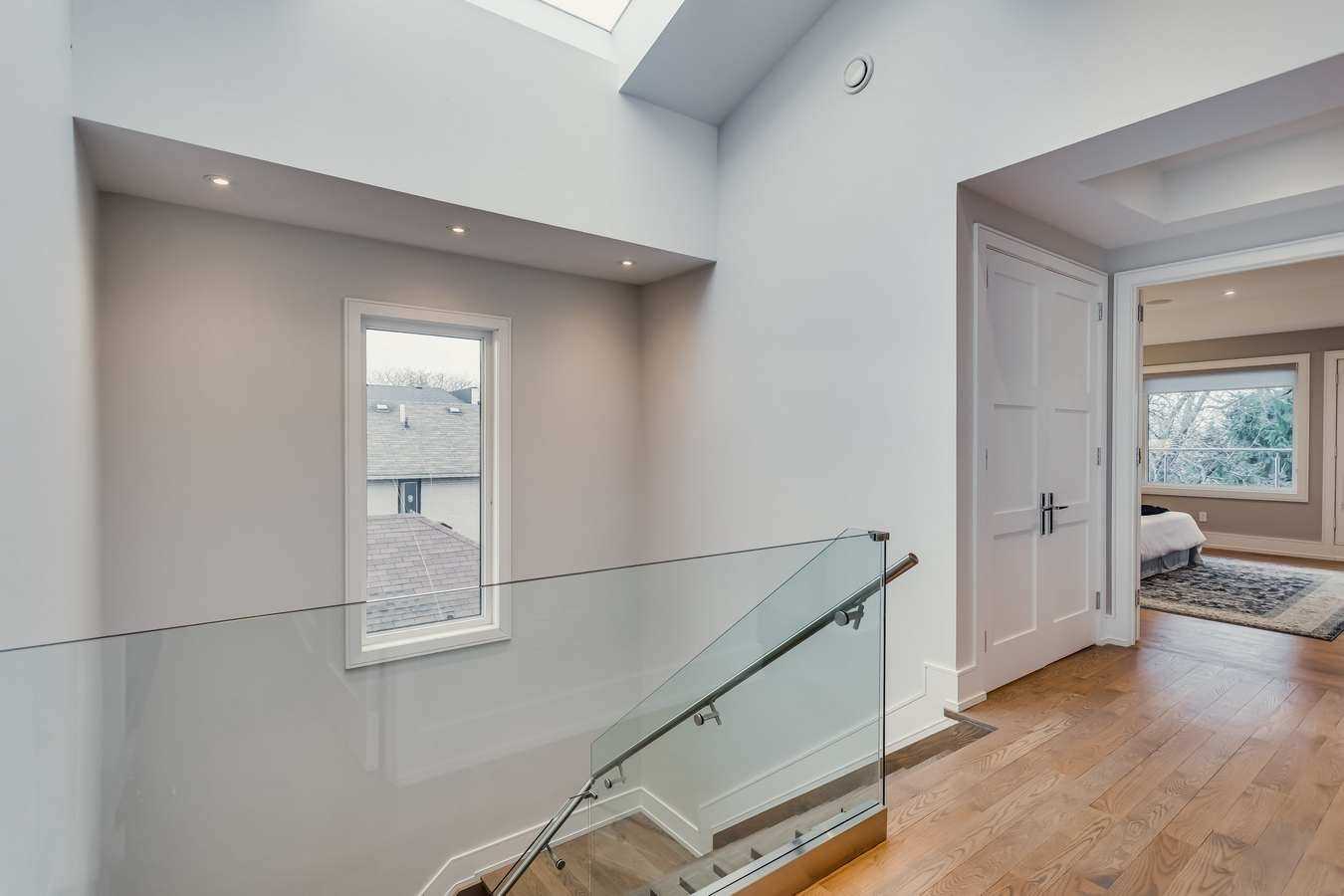 476 Deloraine Ave
