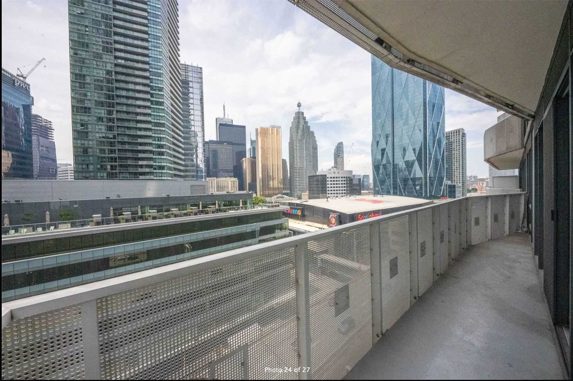 100 Harbour St, #1202