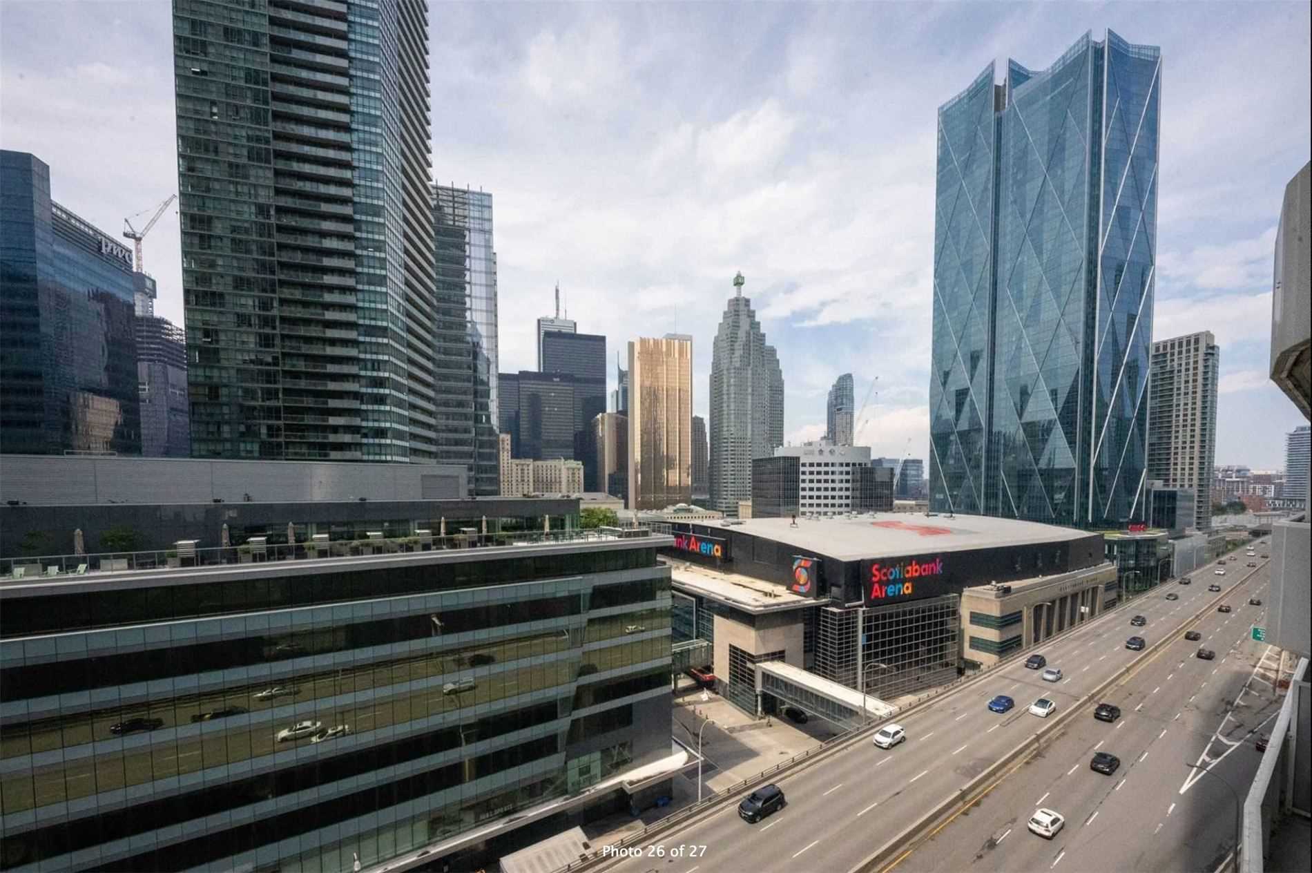100 Harbour St, #1202
