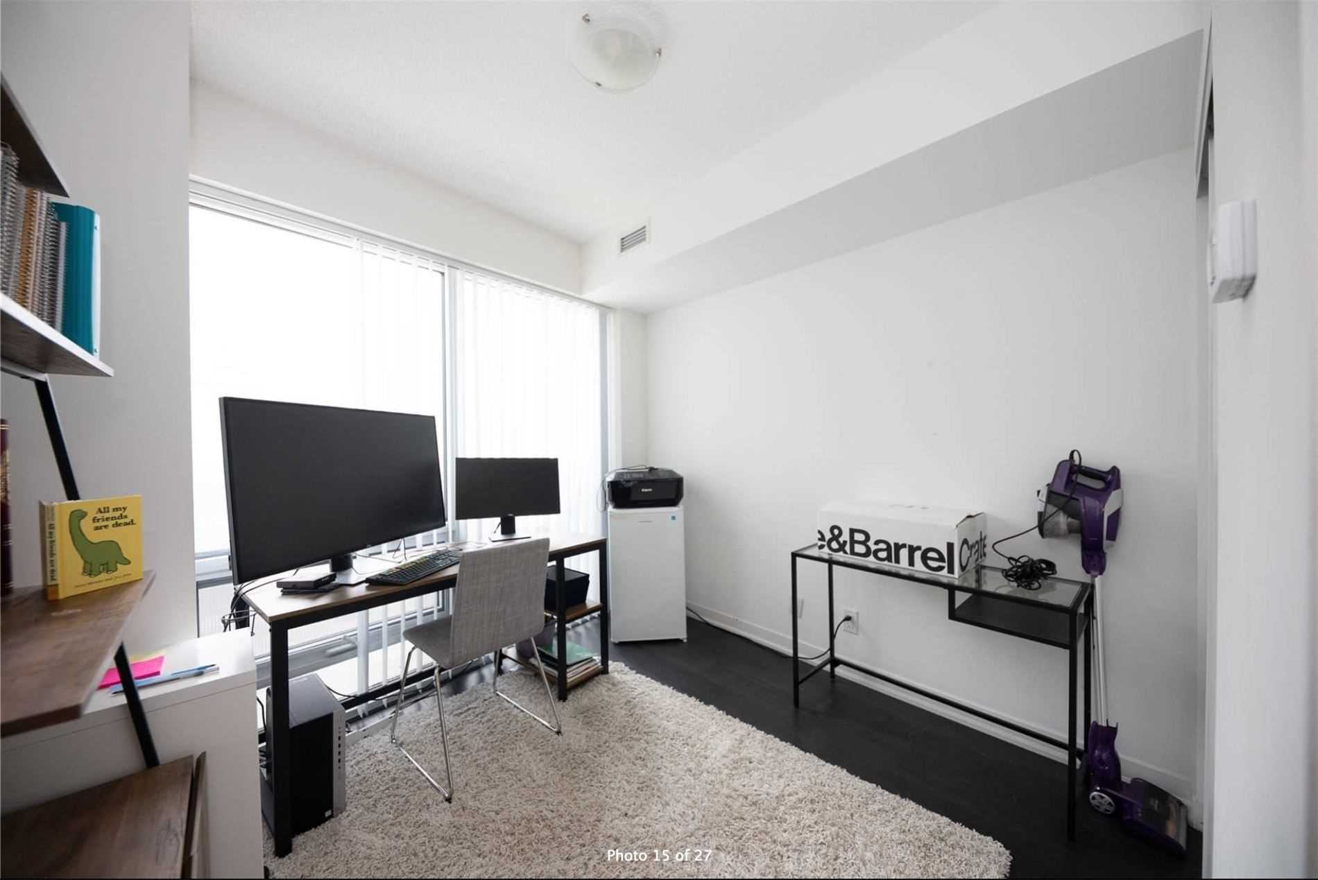100 Harbour St, #1202