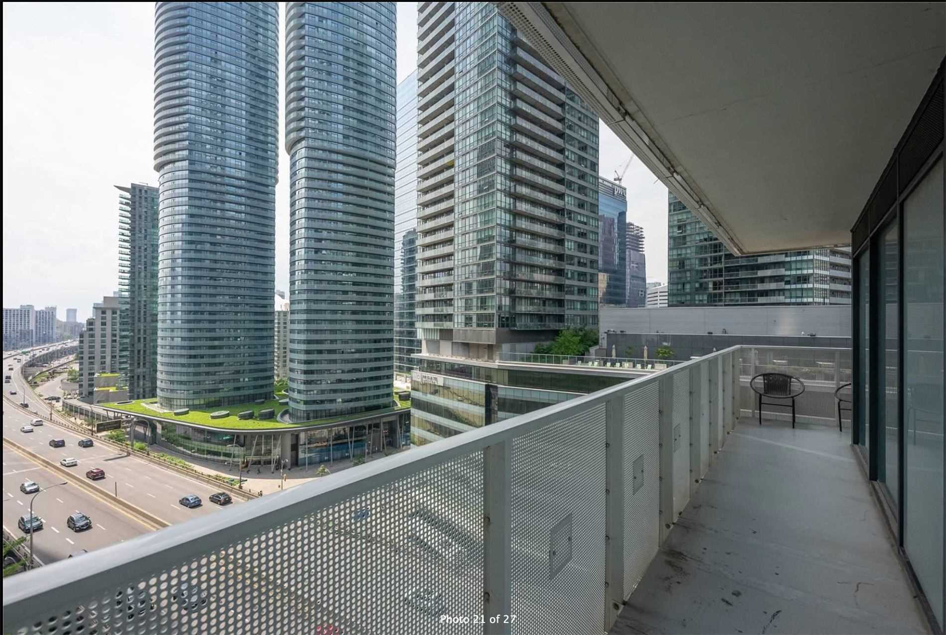 100 Harbour St, #1202