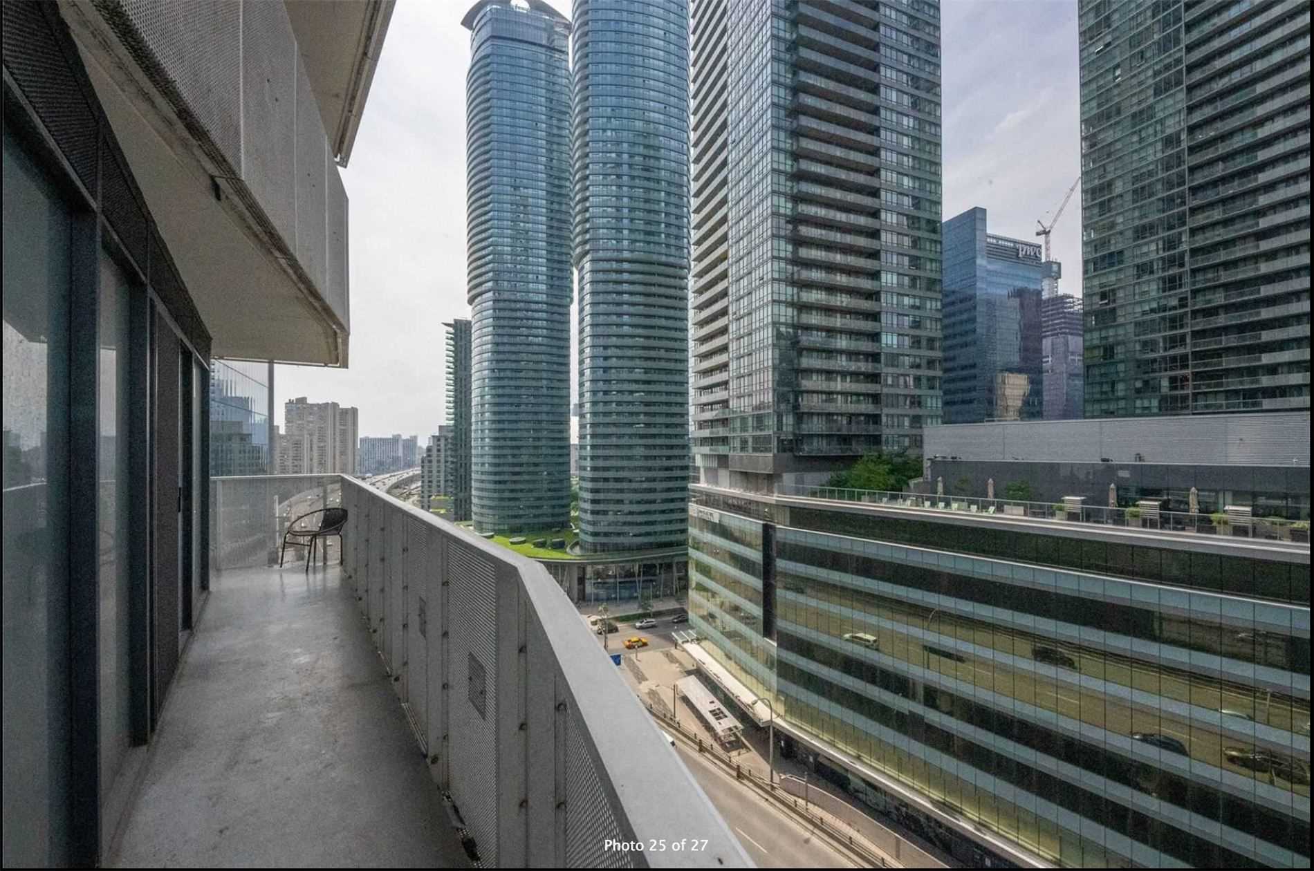 100 Harbour St, #1202