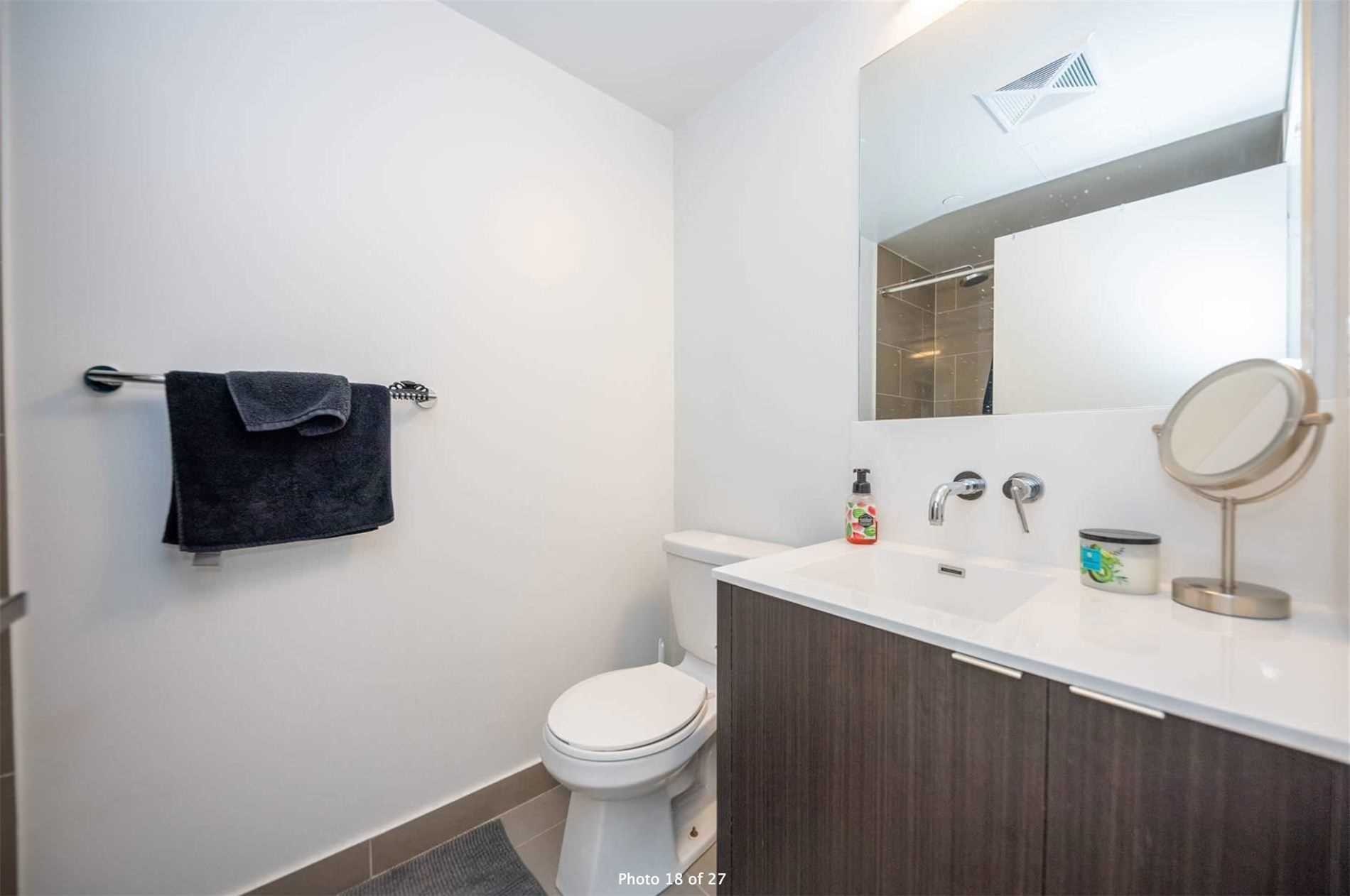 100 Harbour St, #1202